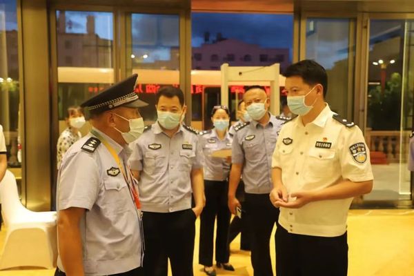 张庆星同志深入临翔区对亚微节安保维稳工作再督导